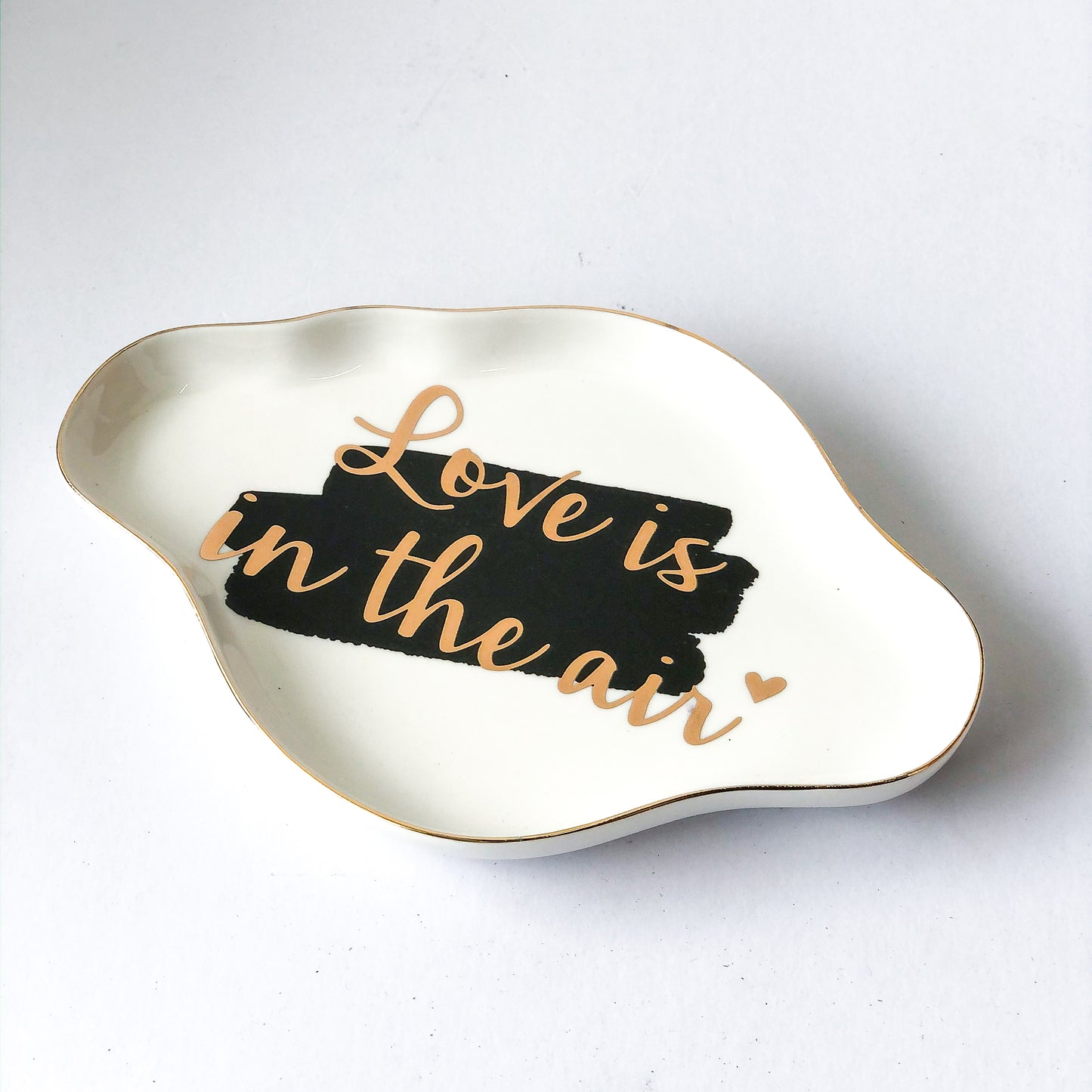 Love is in the Air' Trinket Tray